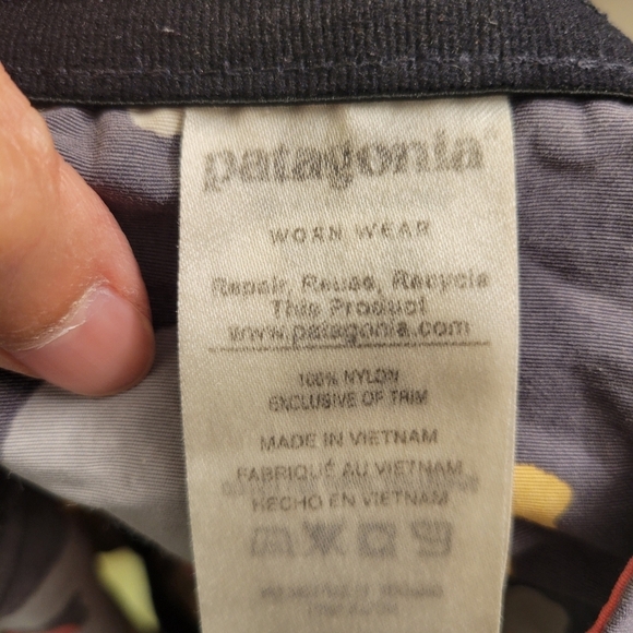 Patagonia floral swim bermuda outdoors hiking travel shorts drawstring small - Picture 8 of 8